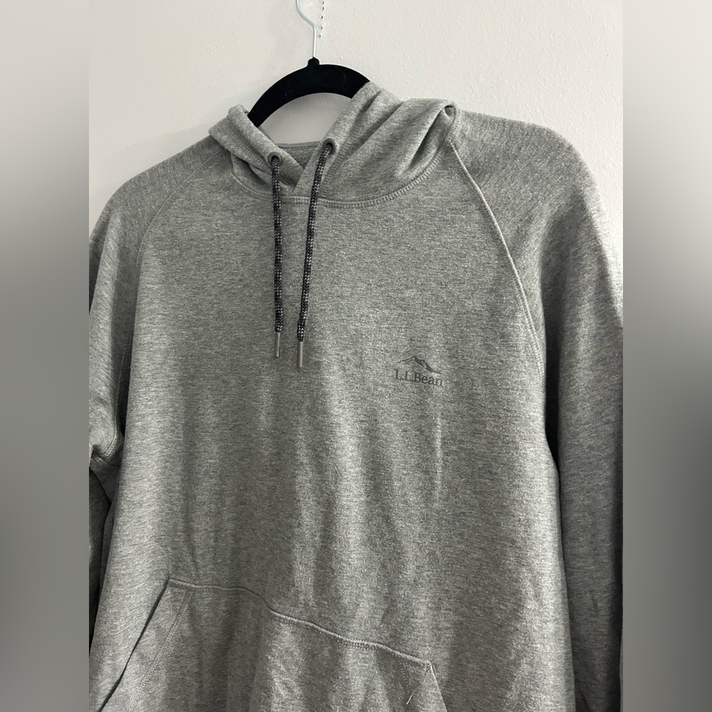 Men’s l.l. Bean grey sweater hoodie